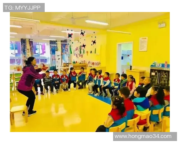 足球明星们的独特风格与个人魅力展现剪指甲瞬间的精彩瞬间